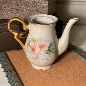 Vintage Hand Painted Porcelain Coffee Pot (B21)